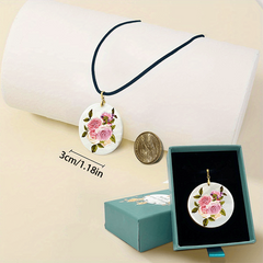 Rose Pattern Pendant Necklace Adjustable Flowers Chain Necklace