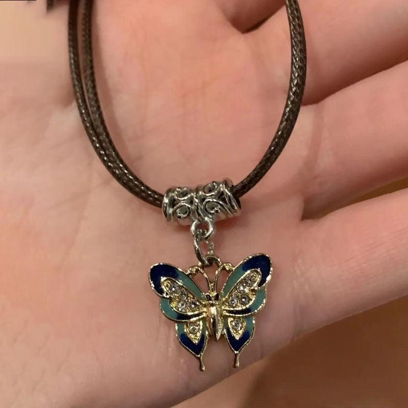 Retro Butterfly Pendant Necklace Women's High End Sense Of Leather Rope Collar