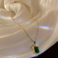 Emerald Clavicle Chain Wedding Dinner Accessories Jewelry