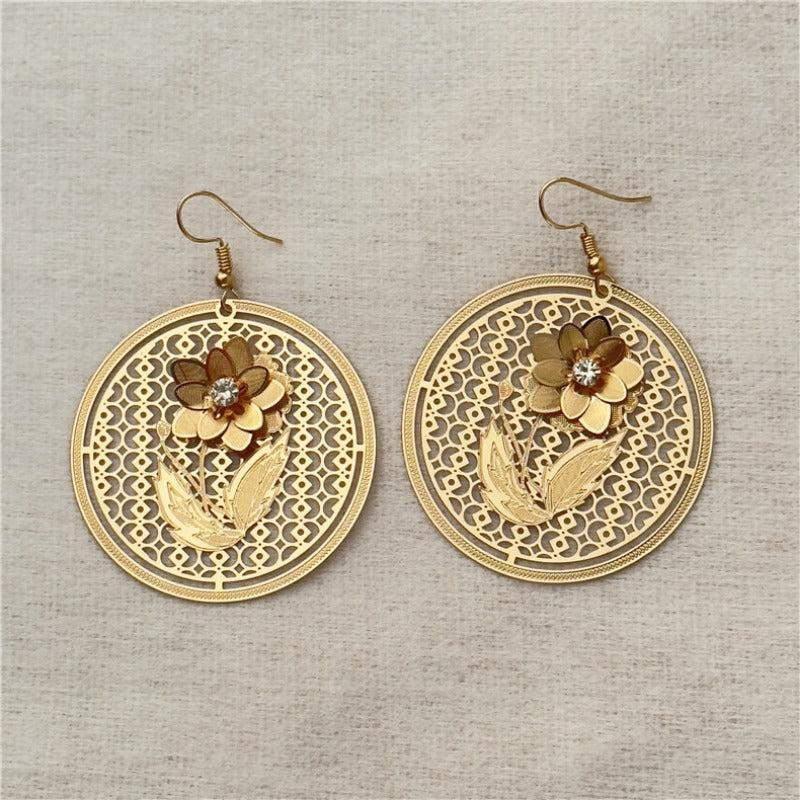 Retro Flower Earrings Hollow Design Party Jewelry Gift