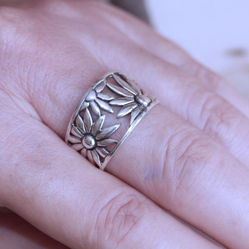 Vintage Silvery Plated Daisy Ring Party Jewelry Birthday Gift