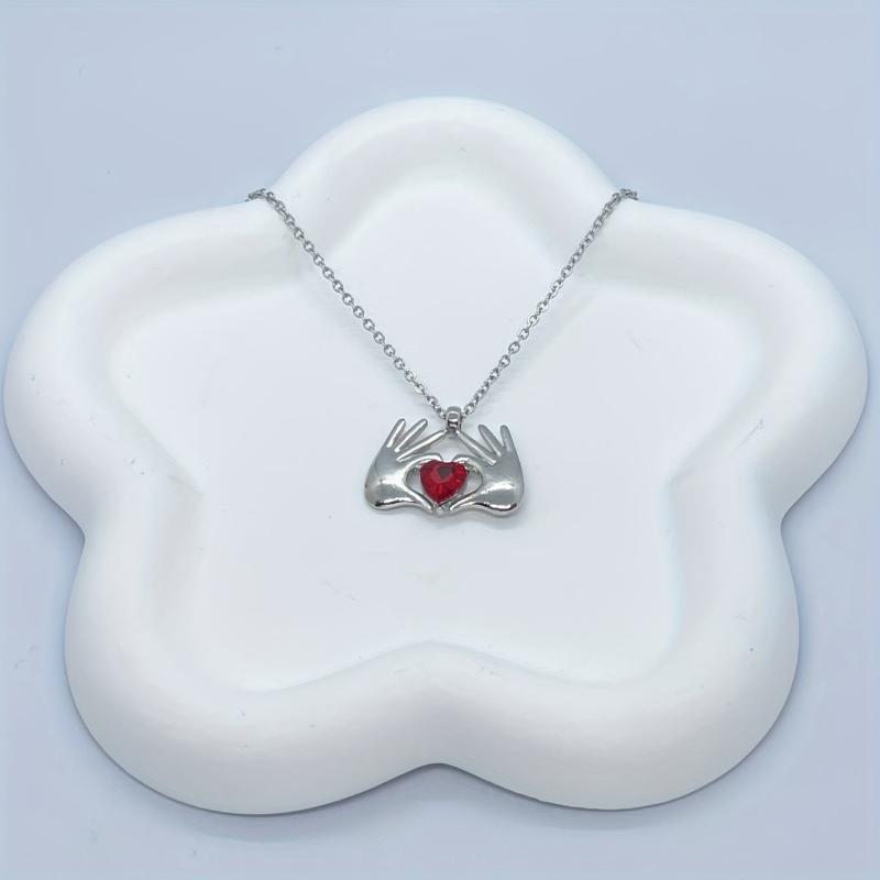 Heart-shaped Red Crystal Pendant Necklace Romantic Anniversary Gift