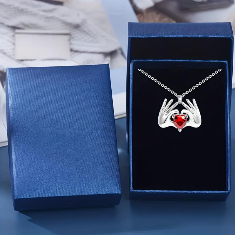 Heart-shaped Red Crystal Pendant Necklace Romantic Anniversary Gift
