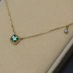 Emerald Square Sugar Clavicle Chain Jewelry