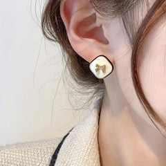Retro Sense Bow Square Earrings Temperament Ear Stud Earrings
