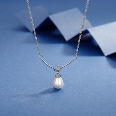 Irregular Bow Pearl Pendant Necklace for Women