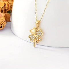 Fashionable Four Leaf Clover Pendant Necklace Love Four Leaf Clover Necklace