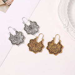 Retro Hollow Flower Earrings Vintage Carved Party Jewelry Gift For Wife
