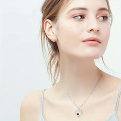Dog Paw Pendant Necklace Hollow Love Footprints Pet Dog Paw Clavicle Chain