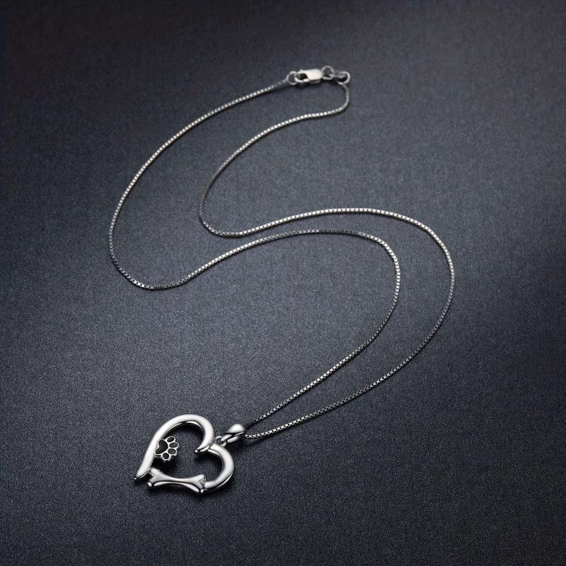 Dog Paw Pendant Necklace Hollow Love Footprints Pet Dog Paw Clavicle Chain