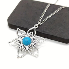 Boho Vintage Metal Flower Necklace - Elegant Touch