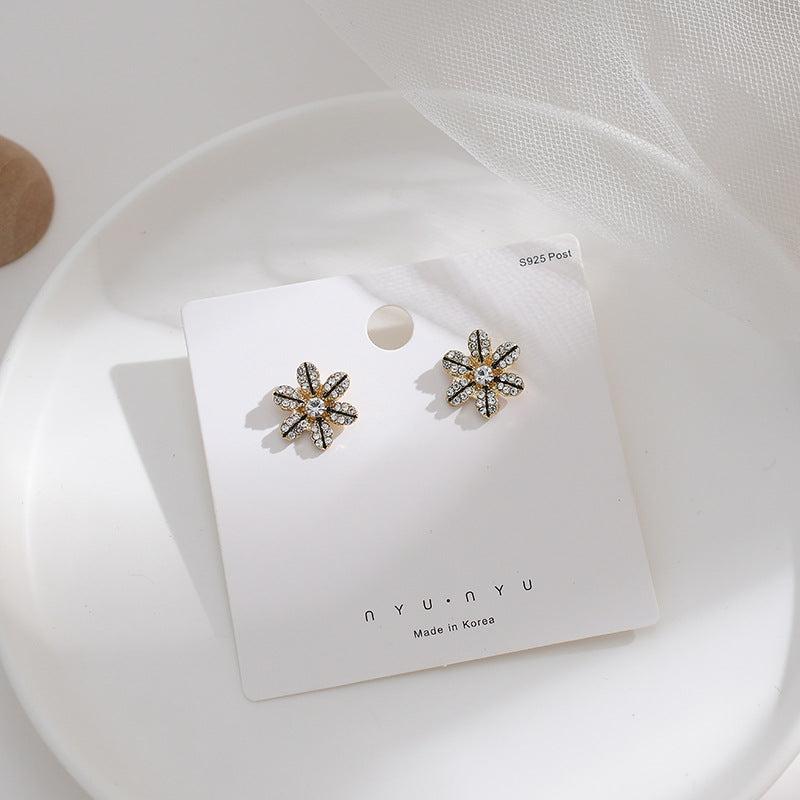 Six Petal Earrings For Girl Ball Party Role Play