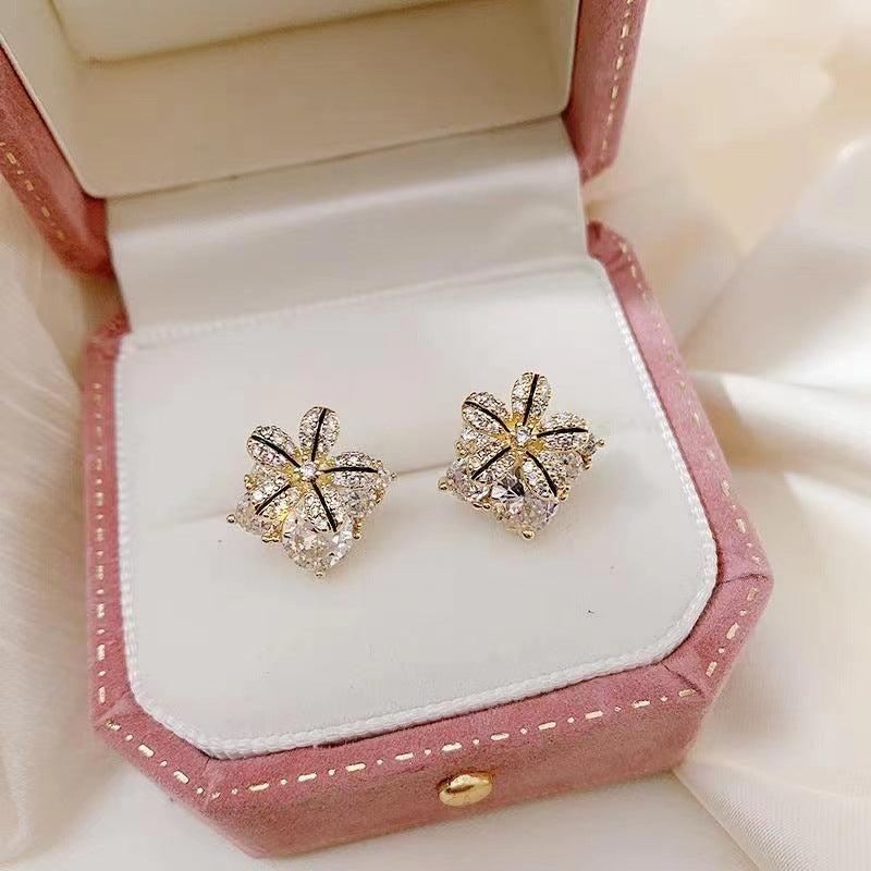 Six Petal Earrings For Girl Ball Party Role Play