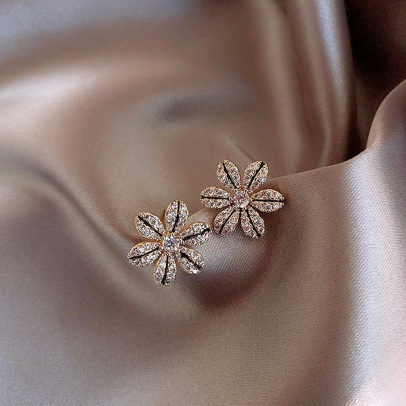 Six Petal Earrings For Girl Ball Party Role Play