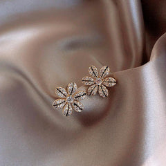 Six Petal Earrings For Girl Ball Party Role Play