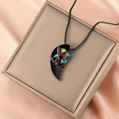 Retro Eagle & Moon Necklace Men Women Banquet Party Jewelry