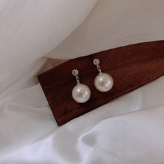 Sweet Pearl Earrings Retro Stud Earrings Ear Jewelry For Girls Women