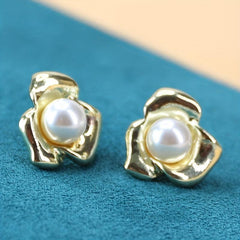 Elegant Pearl Crystal Earrings for Women