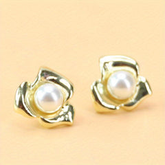 Elegant Pearl Crystal Earrings for Women