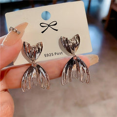 Metal Texture Pleated Earrings Mermaid Princess Style