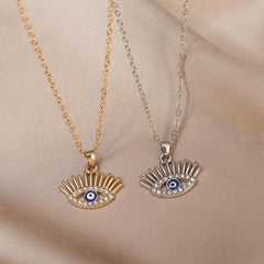 Hollow Eyelash Necklace Devil's Eye Pendant Retro Eye Necklace