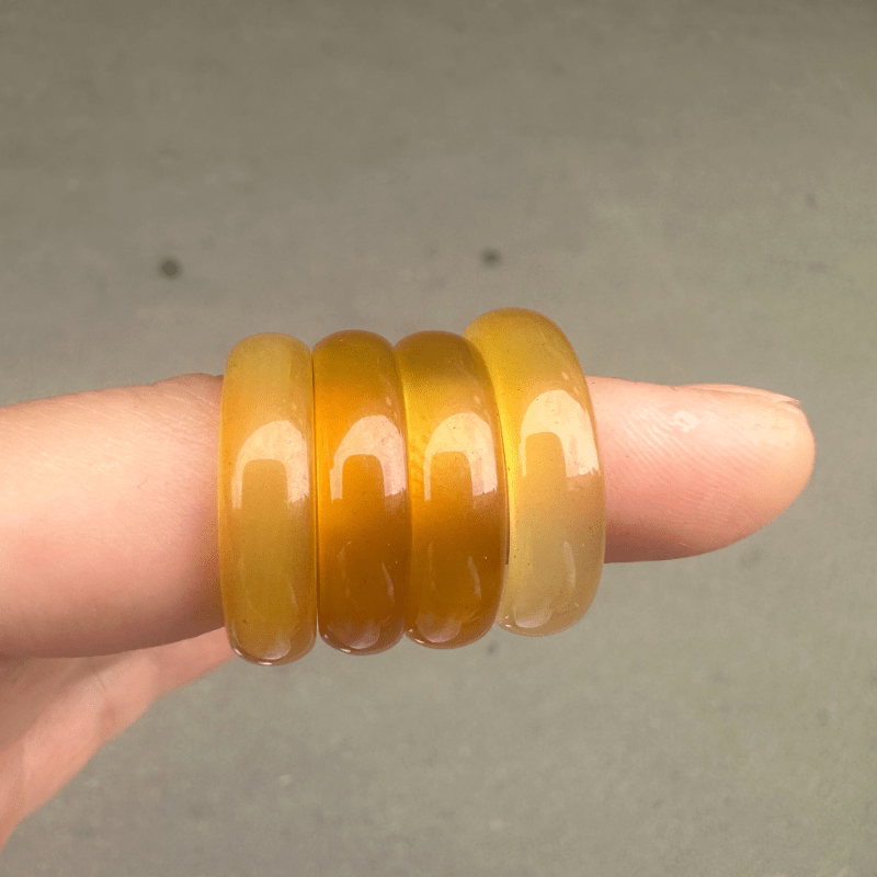 Natural Brazilian Agate Handheld Running Jade And Chalcedony Ring