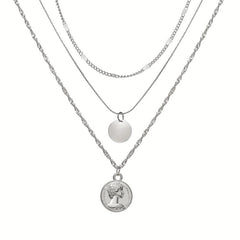 Retro Art Clavicle Chain Alloy Necklace Round Pendant Necklace