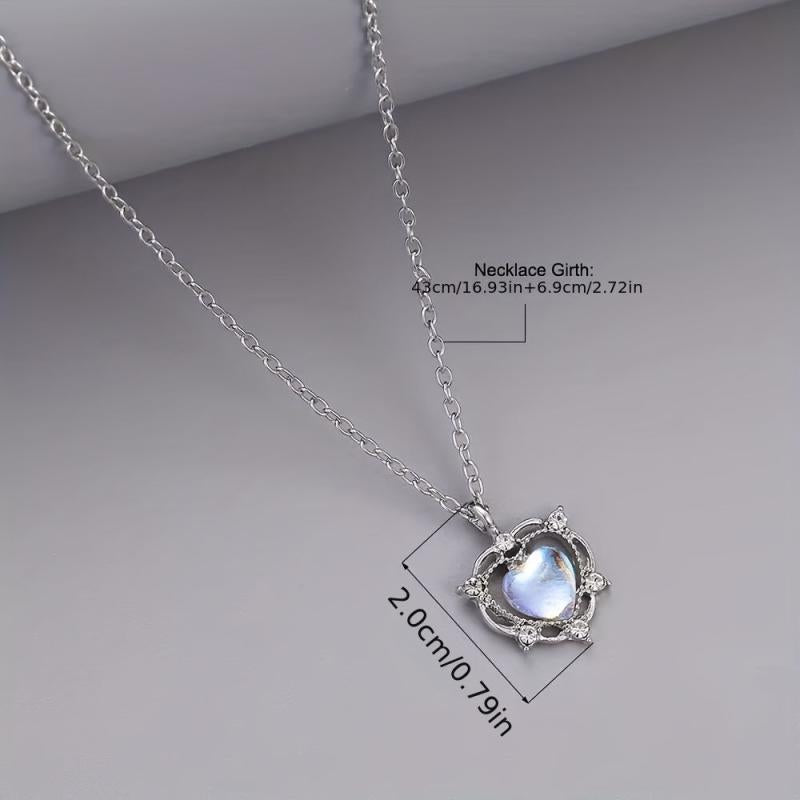 Hollow Heart Clavicle Chain Love Pendant Necklace