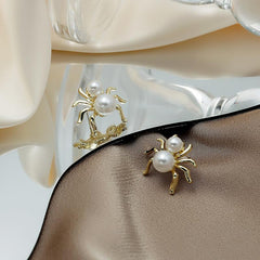 Atmospheric Pearl Spider Earrings Retro Creative Three-dimensional