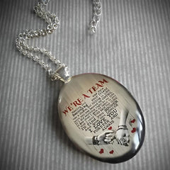 Love Vow Circular Pendant Necklace Jewelry