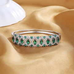 Vintage Silvery Plated Bracelet with Natural Emerald Gemstone for Women