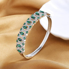 Vintage Silvery Plated Bracelet with Natural Emerald Gemstone for Women