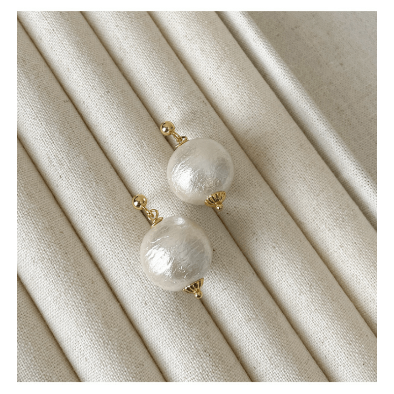 French Pearl Stud Earrings Vintage Niche Ear Jewelry