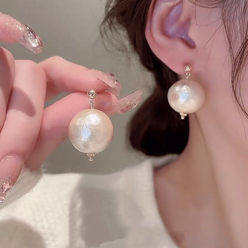 French Pearl Stud Earrings Vintage Niche Ear Jewelry