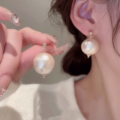 French Pearl Stud Earrings Vintage Niche Ear Jewelry