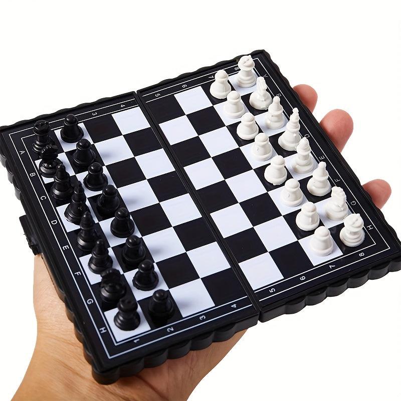 32pcs Mini Chess Set Folding Plastic Chessboard Portable for Home Outdoor