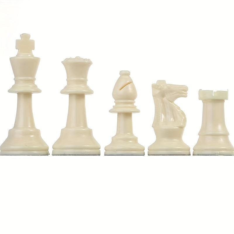 32 Plastic Chess Pieces Set