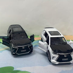 Alloy Car Model Children's Toy Off road Suv Car Gift Boy Decoration