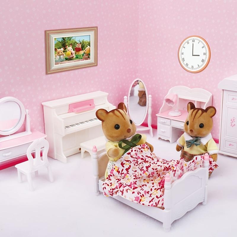 1:12 Mini Forest House Furniture - Brown Bear & Squirrel Doll Simulation Set