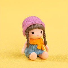 4pcs Mini Cartoon Girl Doll Figures Micro Landscape Decoration