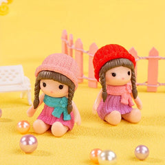 4pcs Mini Cartoon Girl Doll Figures Micro Landscape Decoration