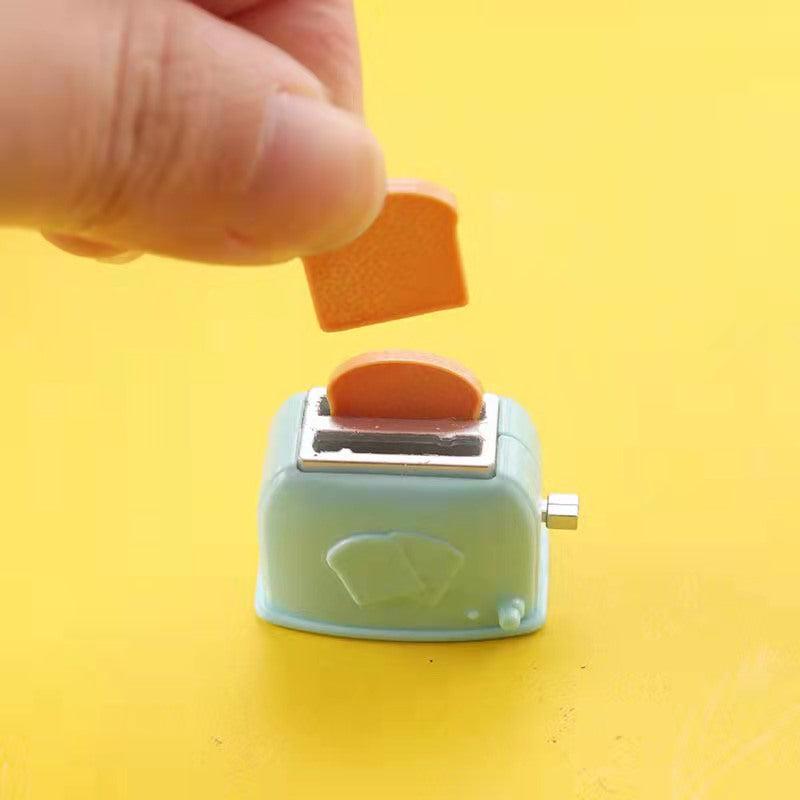 Dollhouse Mini Toaster Toy Kitchen Decoration 19 Set 30MM 0.06-0.1in