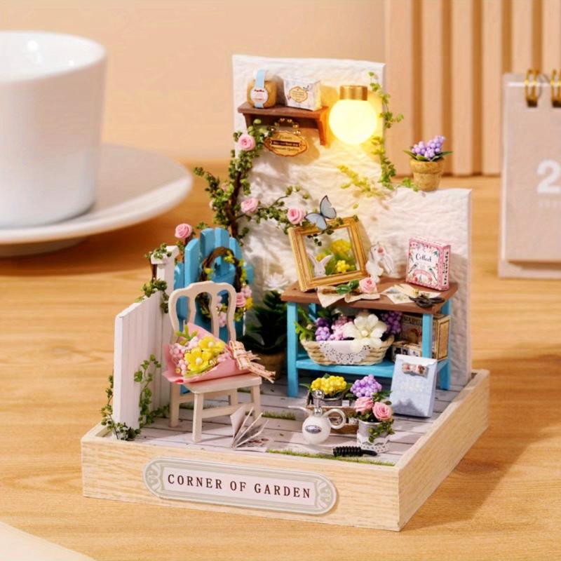 Mini Wooden Assembly Model Doll House Creative Birthday Gift