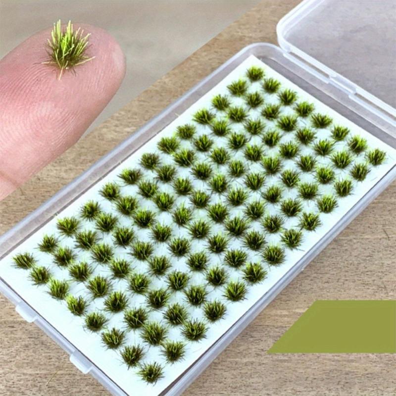 Mini Artificial Grass Clusters for Doll Houses Micro Landscapes