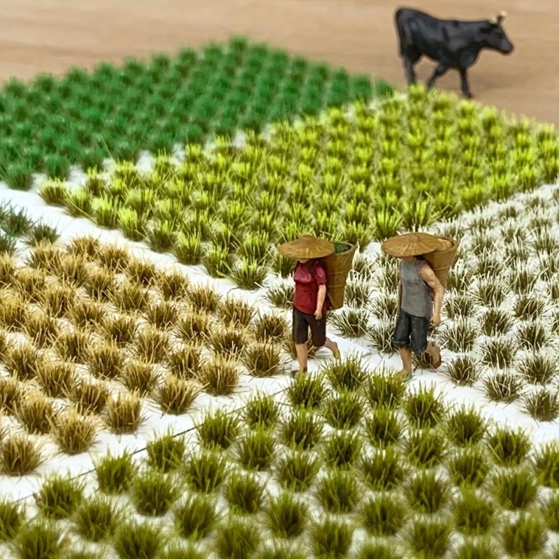 Mini Artificial Grass Clusters for Doll Houses Micro Landscapes