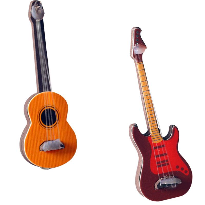 2Pcs Mini House Guitar Decoration Model Photo Props Furniture