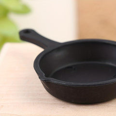 2pcs Dollhouse Kitchen Utensil Pan 1:12 Scale Miniature Cookware Set