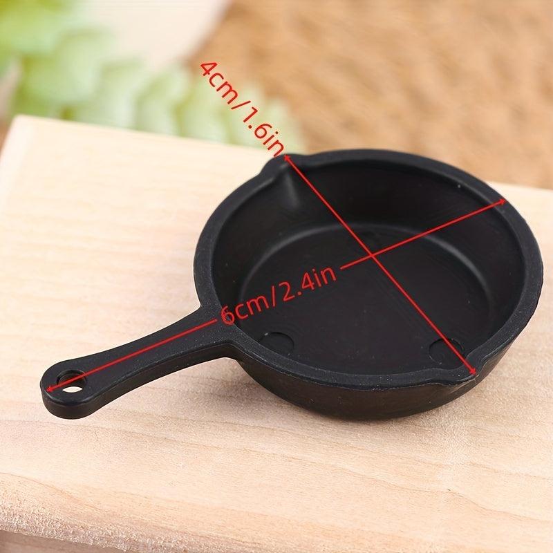 2pcs Dollhouse Kitchen Utensil Pan 1:12 Scale Miniature Cookware Set