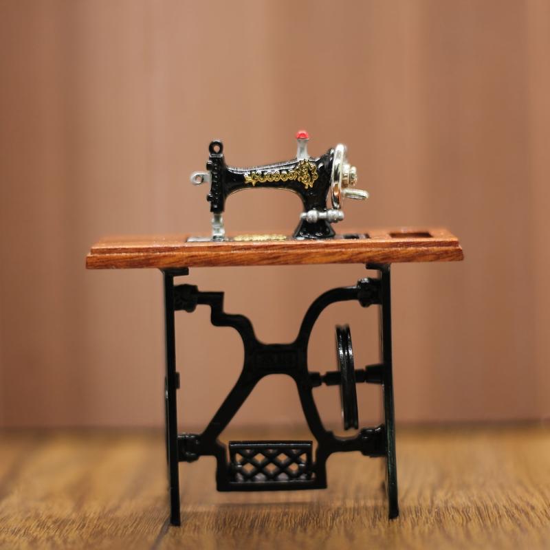 Dollhouse Sewing Machine Craft Handicraft Decoration Gift