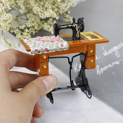 Mini Sewing Machine for Doll House Decoration